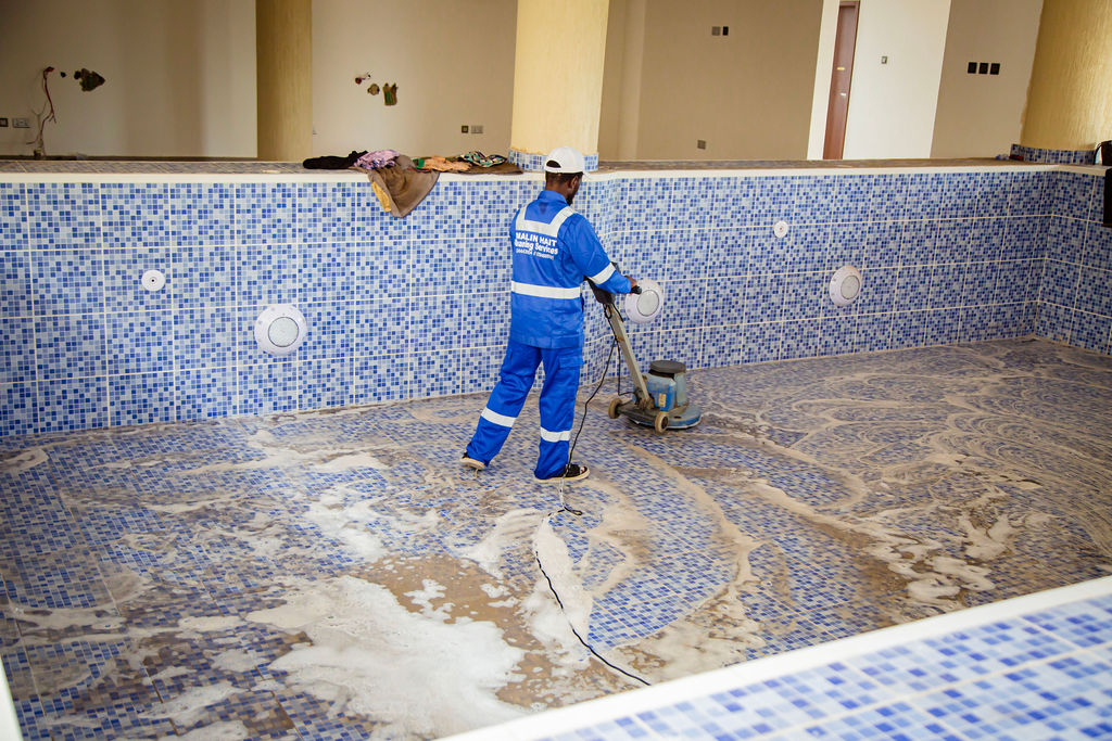Pool Deep Cleaning gallery image